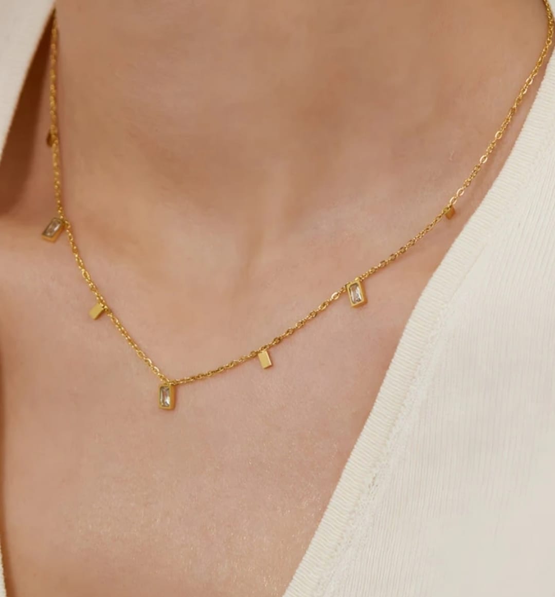 Minimal kenny Anti tarnish necklace