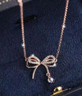 The Eva bow pendant (Rose gold plated)