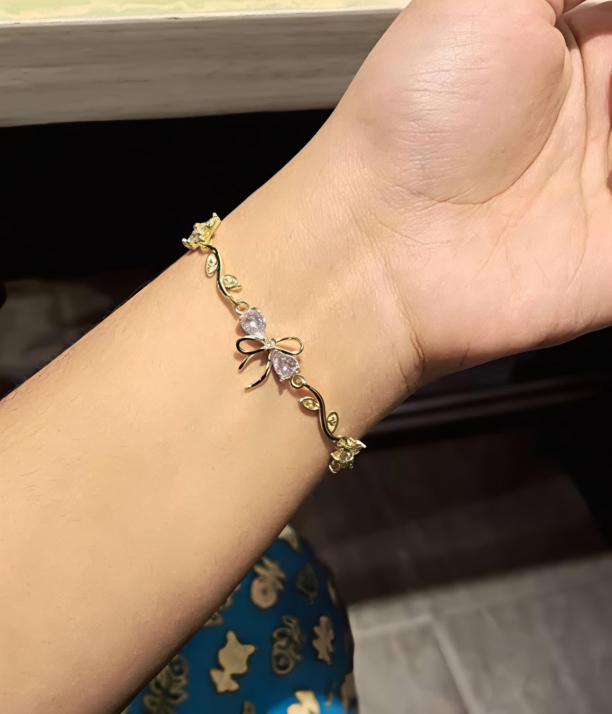 Celeno bow bracelet