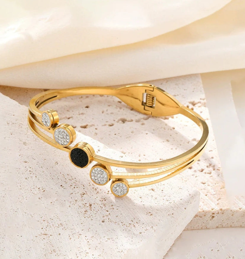 Ziery anti tarnish bracelet