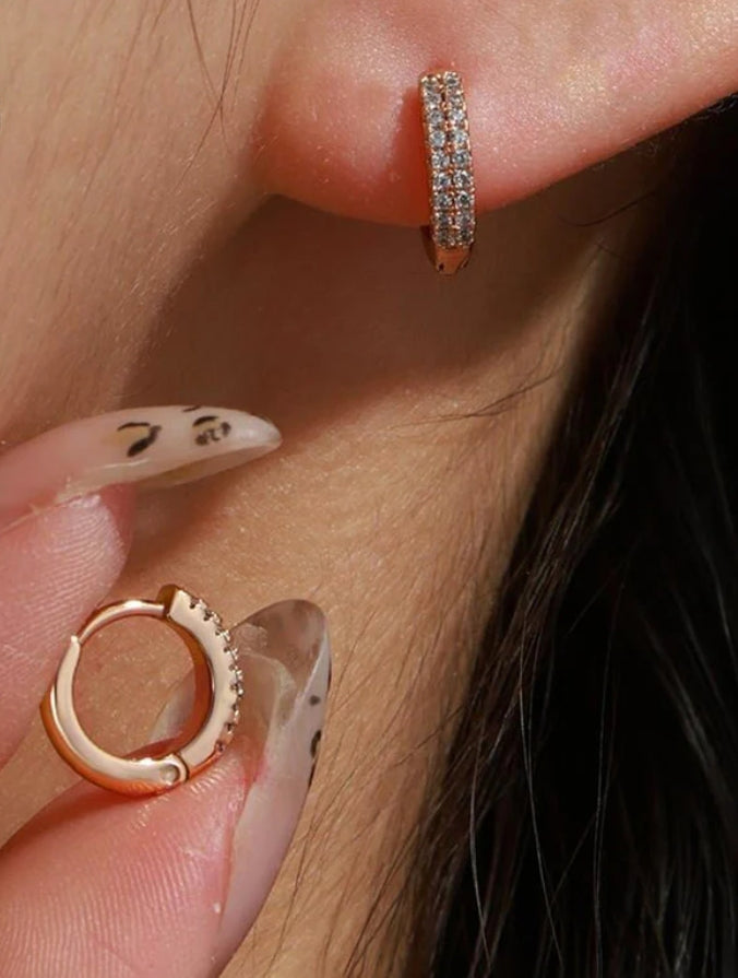 Rony stud earring