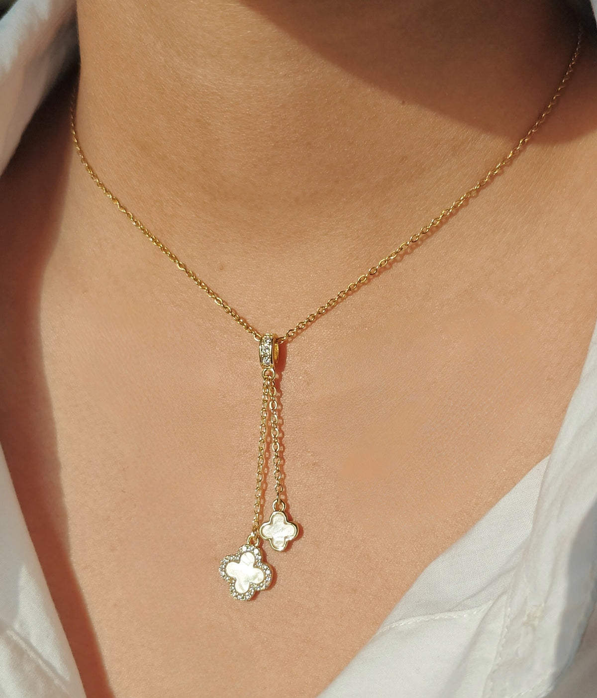 White clover hanging necklace
