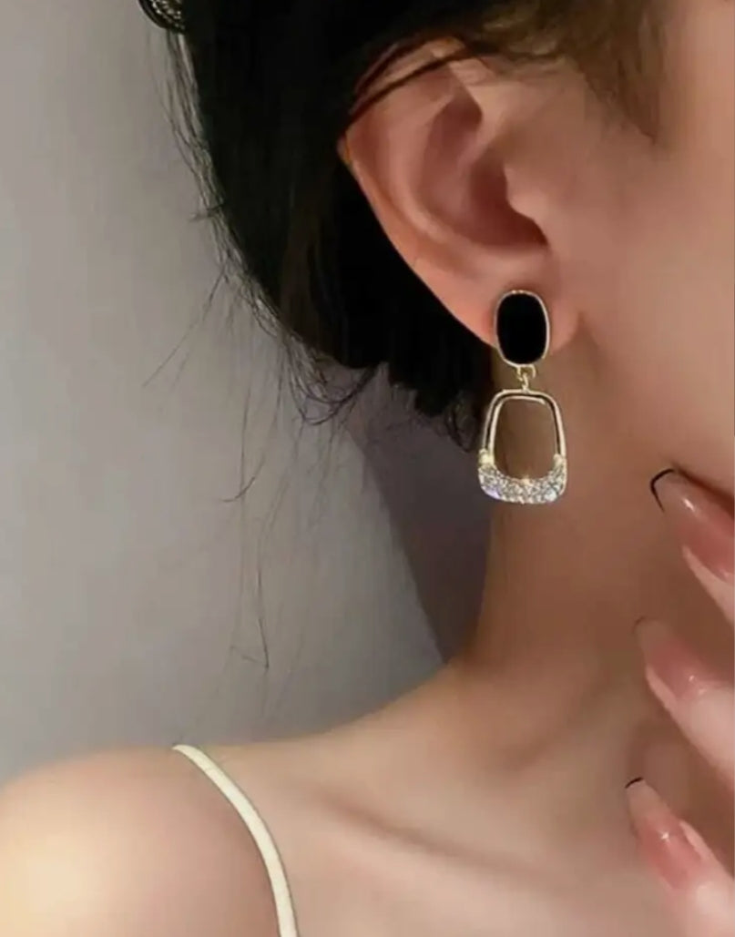 Clara earring