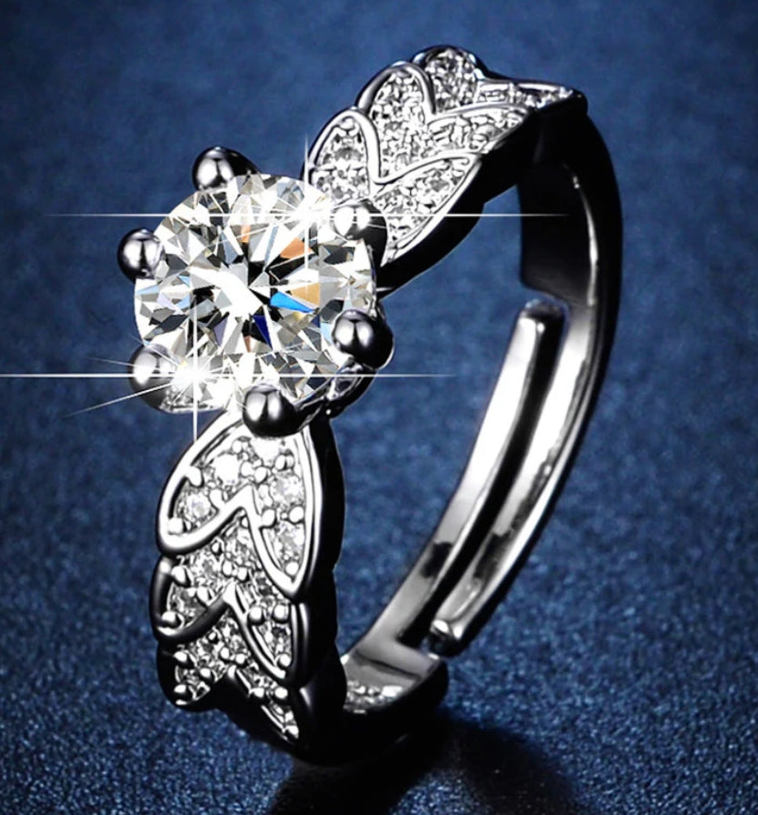 Tiranny silver plated adjustable ring