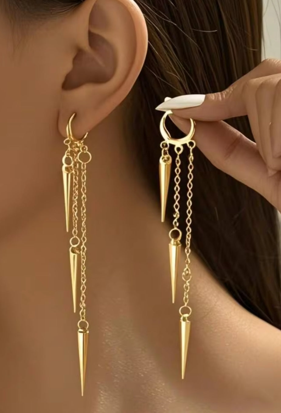 Myraa hanging earrings