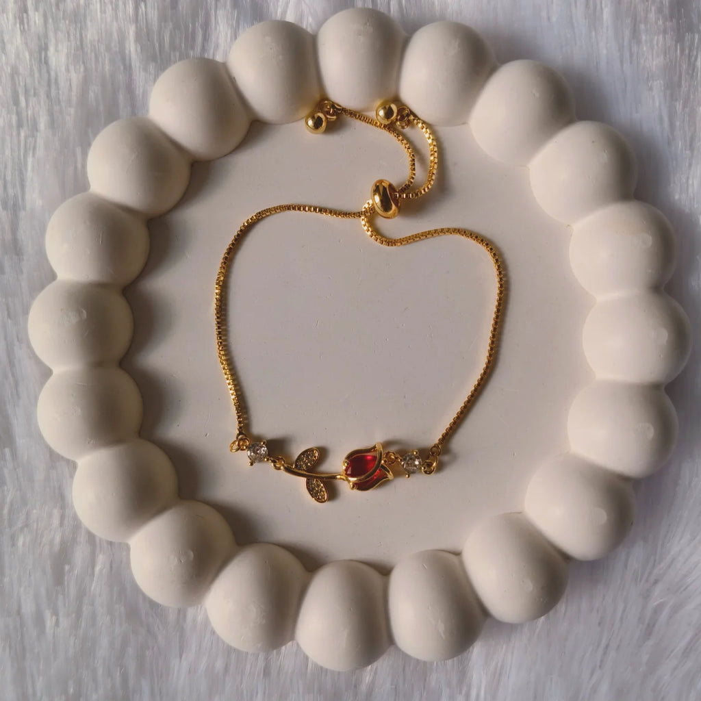 Eliza adjustable tulip bracelet