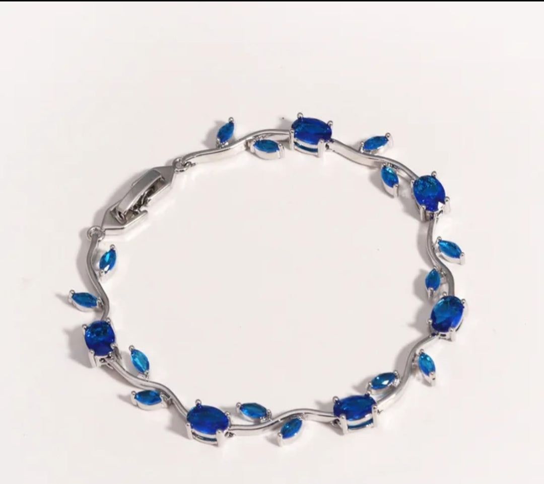 Blue tulip bracelet