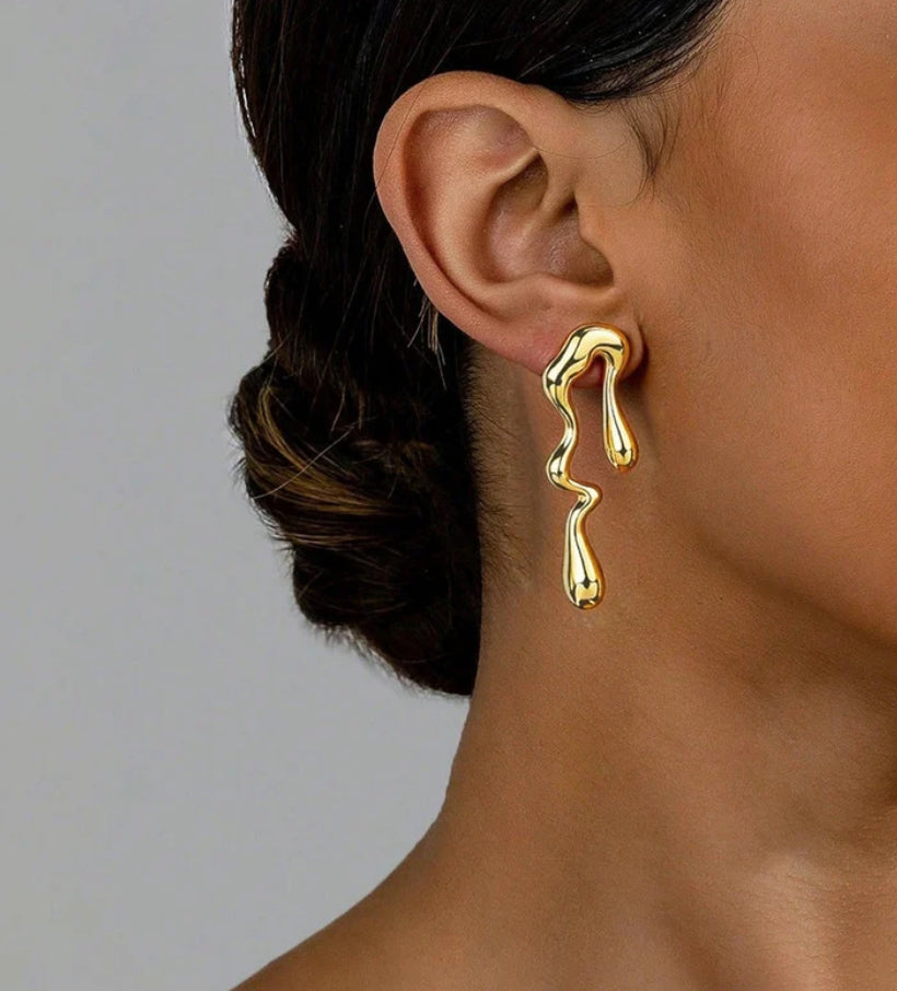 Dazzlyn drop earrings