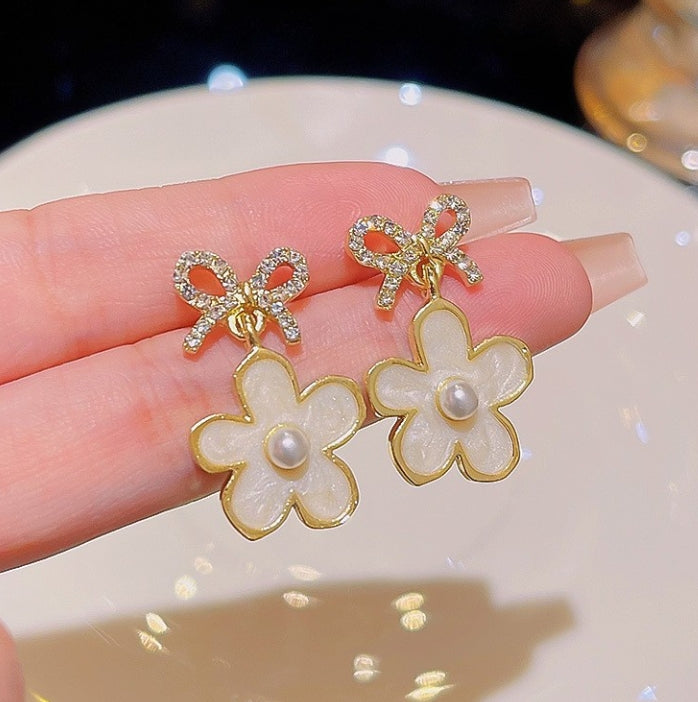 Flora earrings