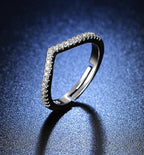 Kianna v shaped ring