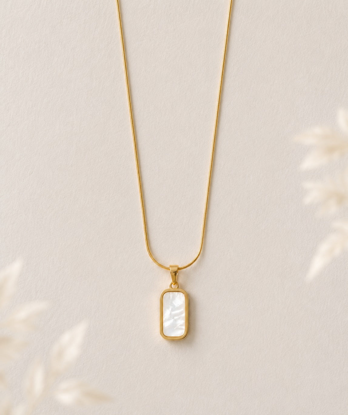 Marine reversible pendant
