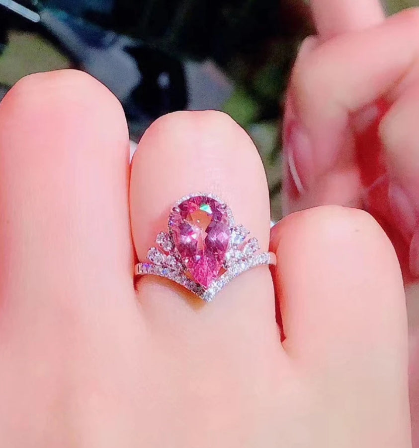 Alice pink teardrop ring