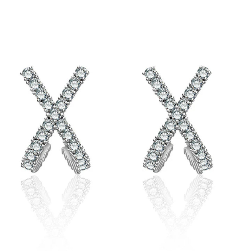 Daure stud earring