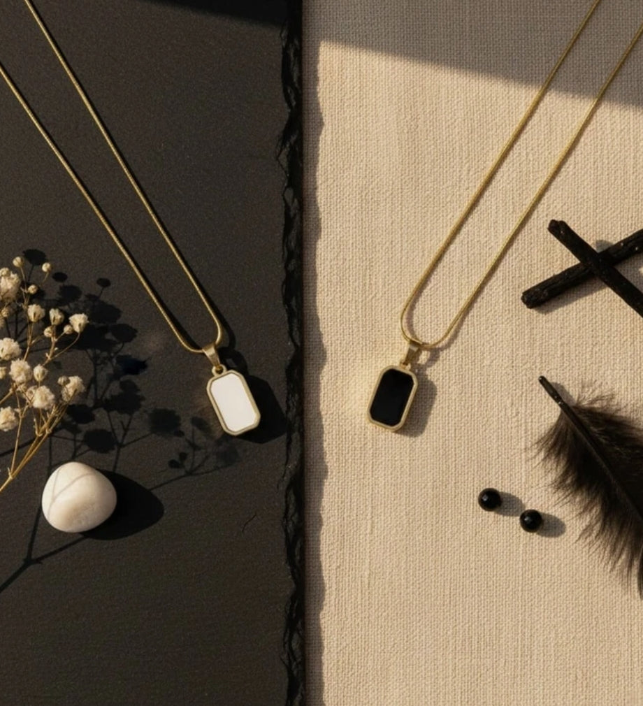 Marine reversible pendant