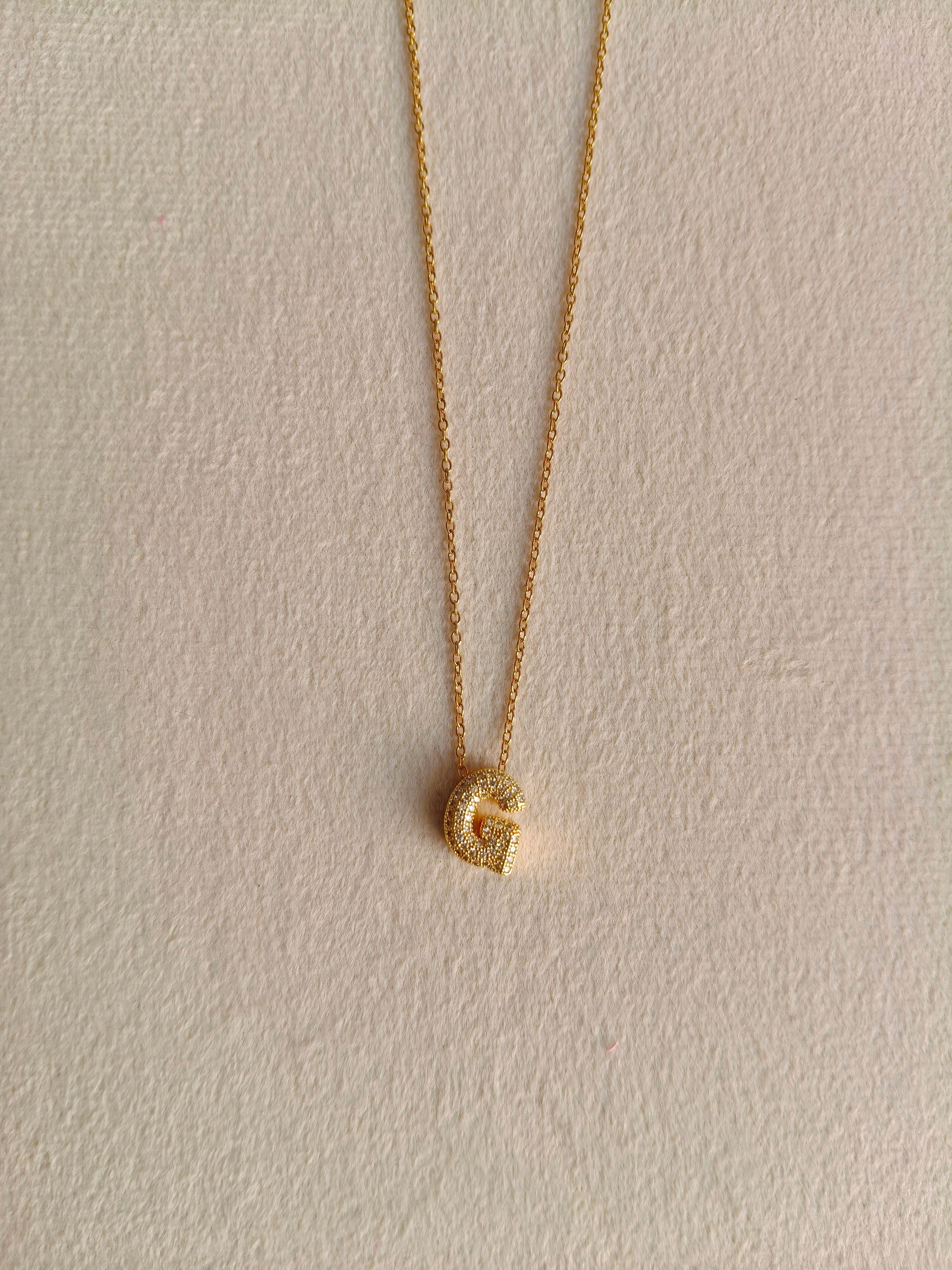 G initial pendant