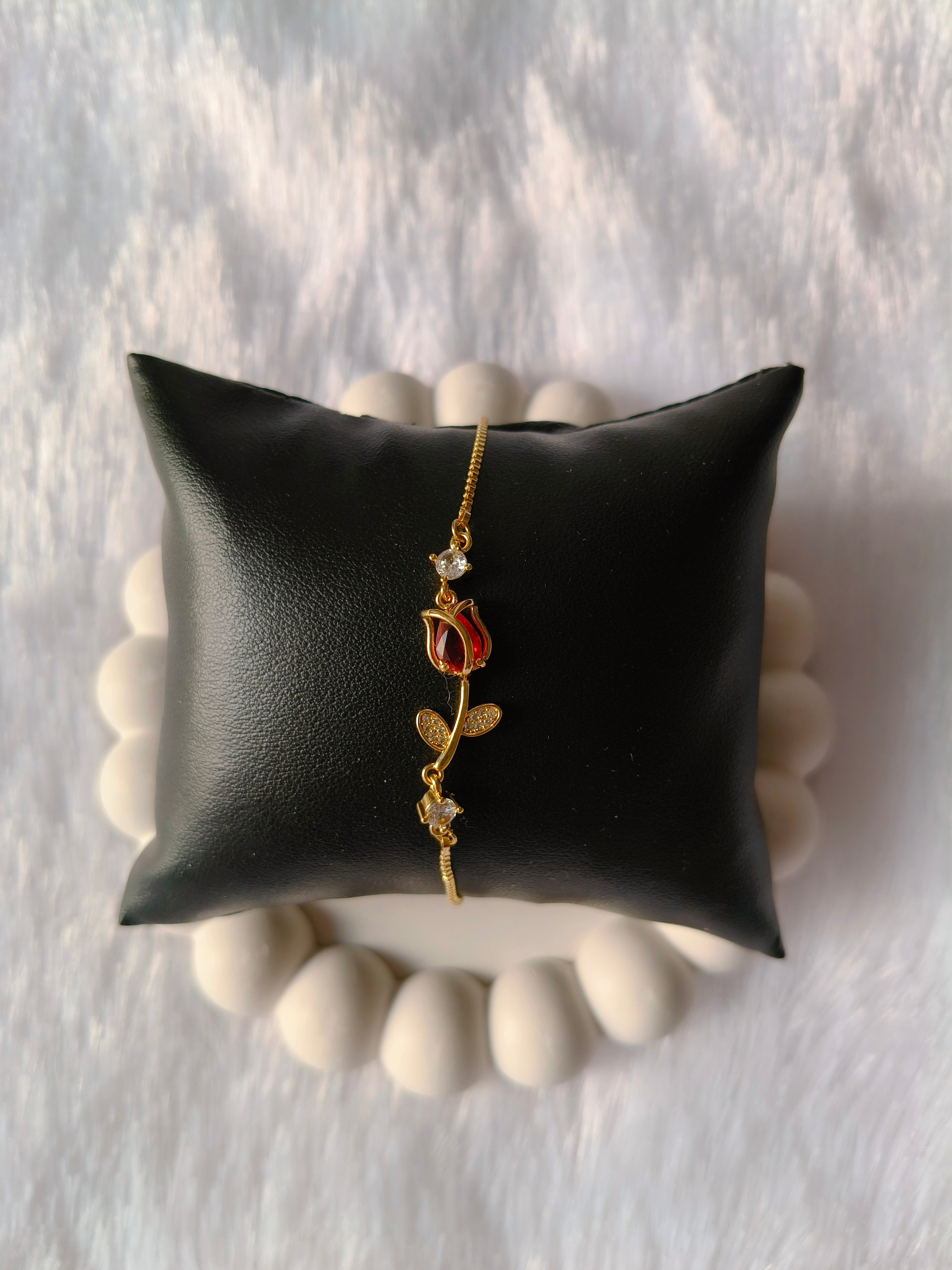 Eliza adjustable tulip bracelet