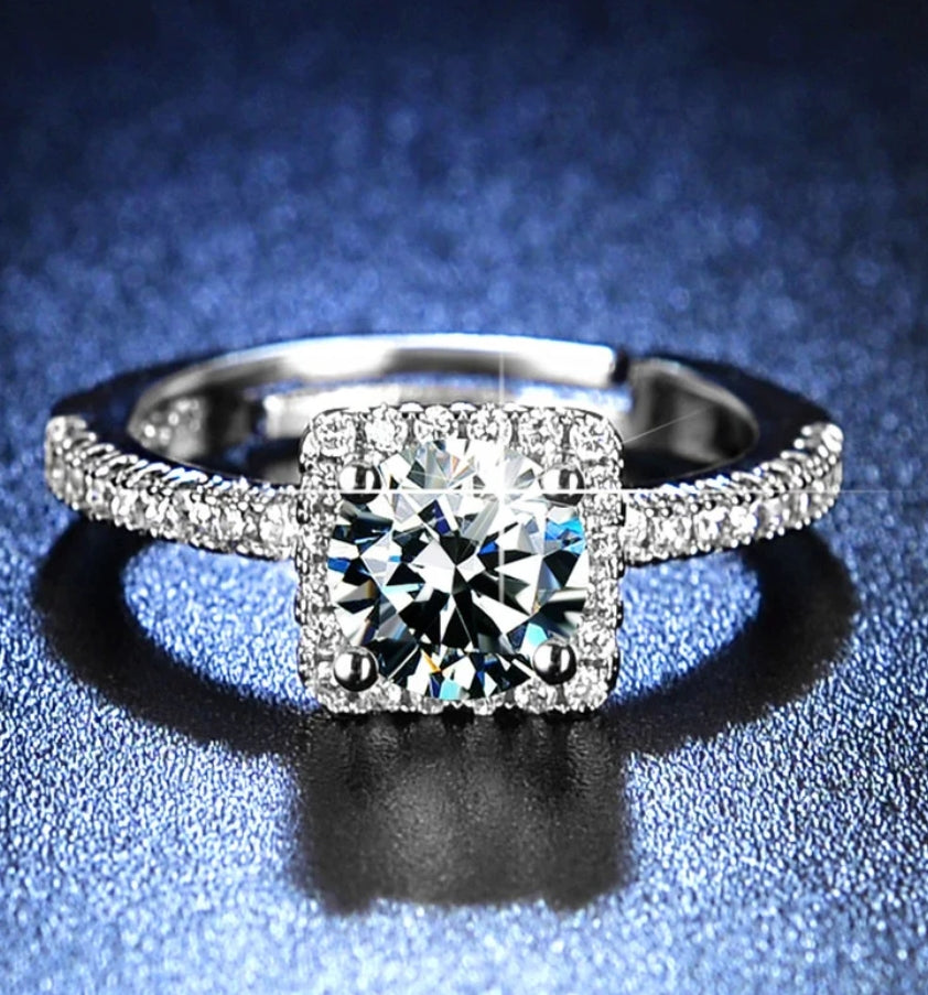 Dipsy adjustable ring