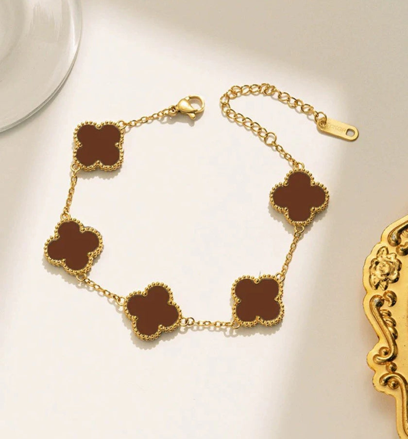 Celebry brown clover bracelet