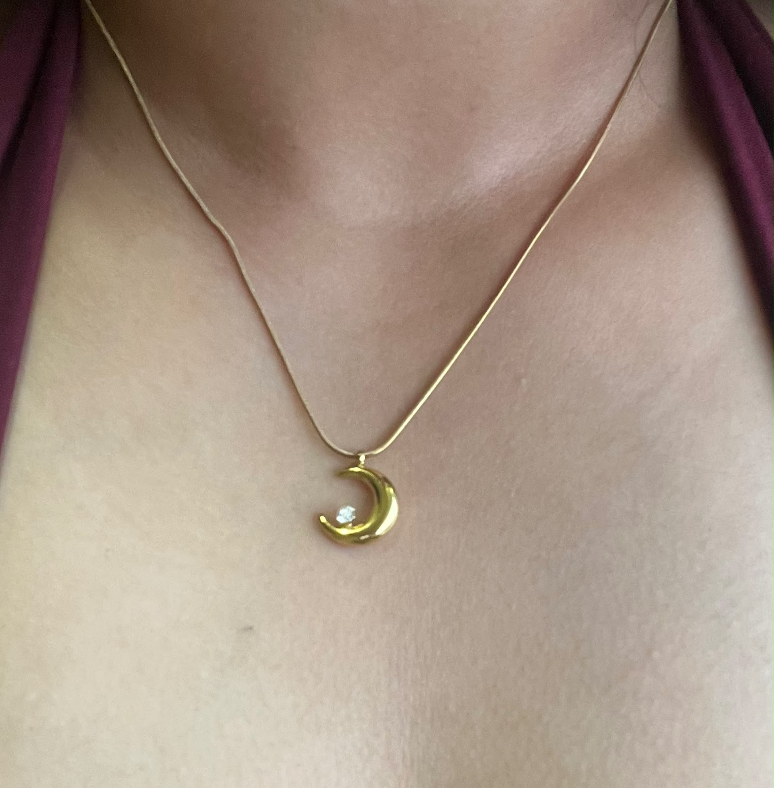 Jessy crescent moon pendant