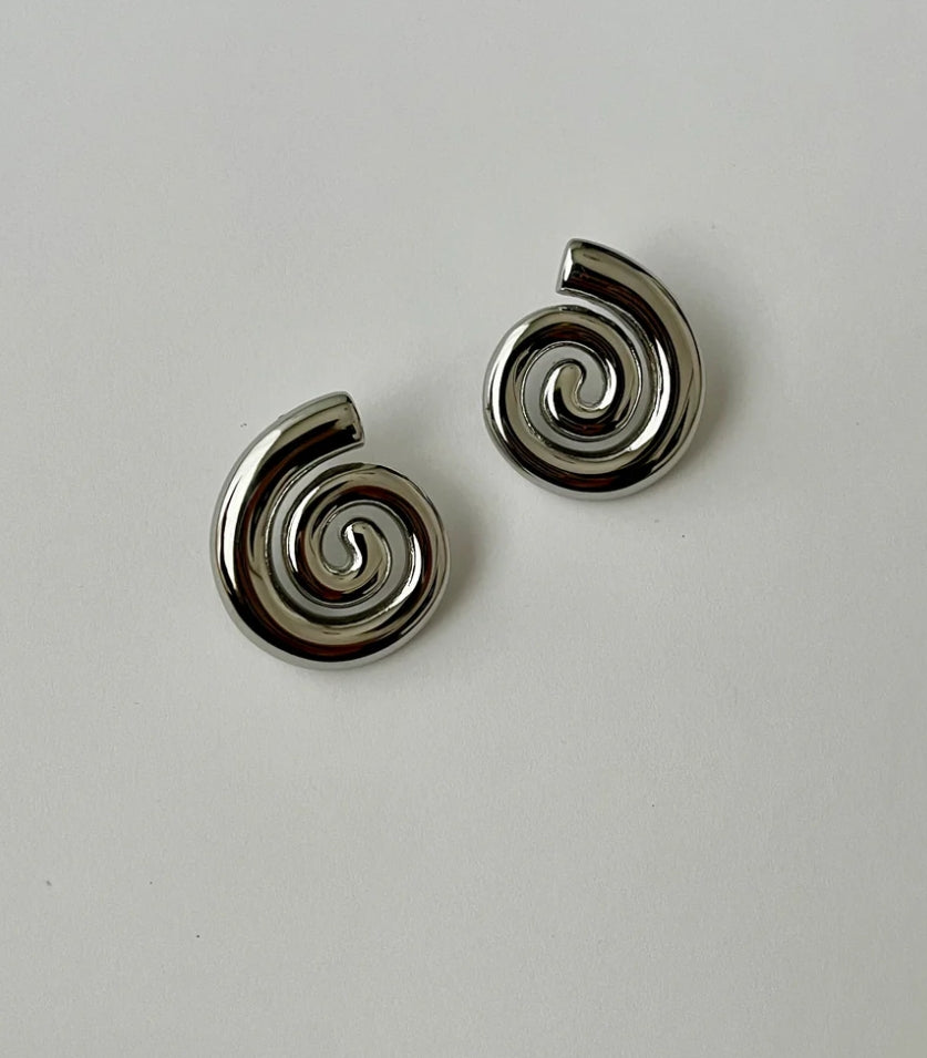 Ella earring