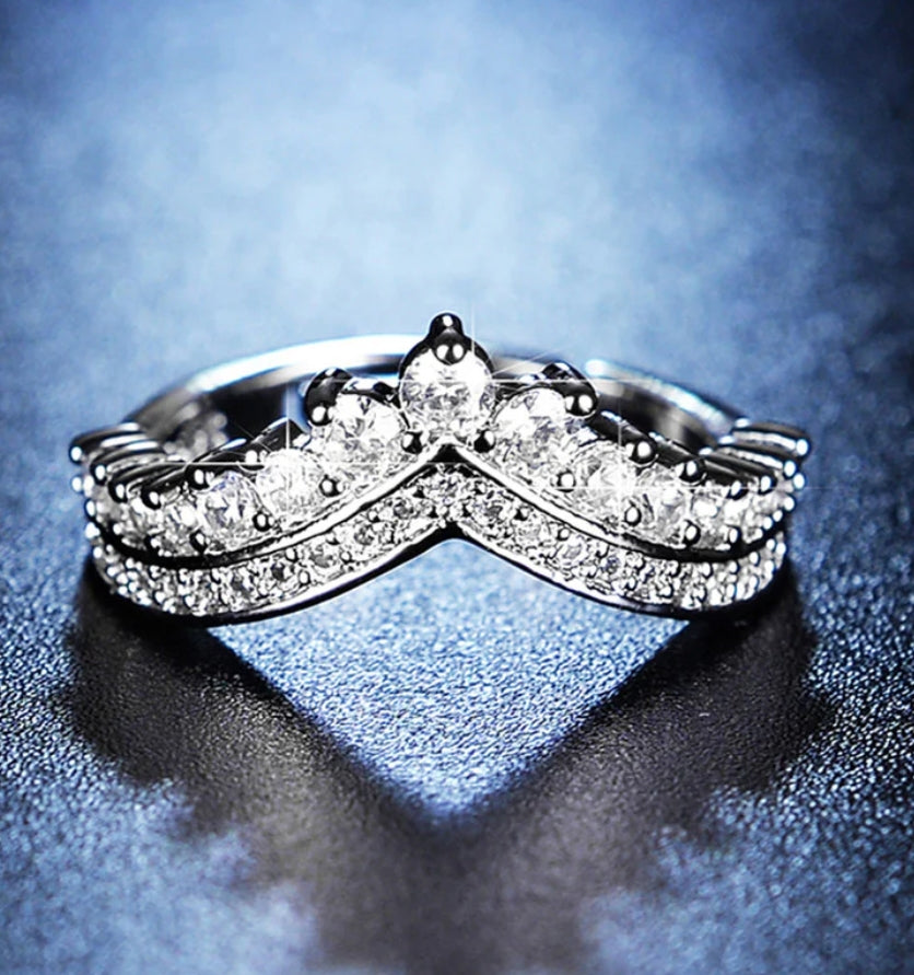 Millie crown shaped ring