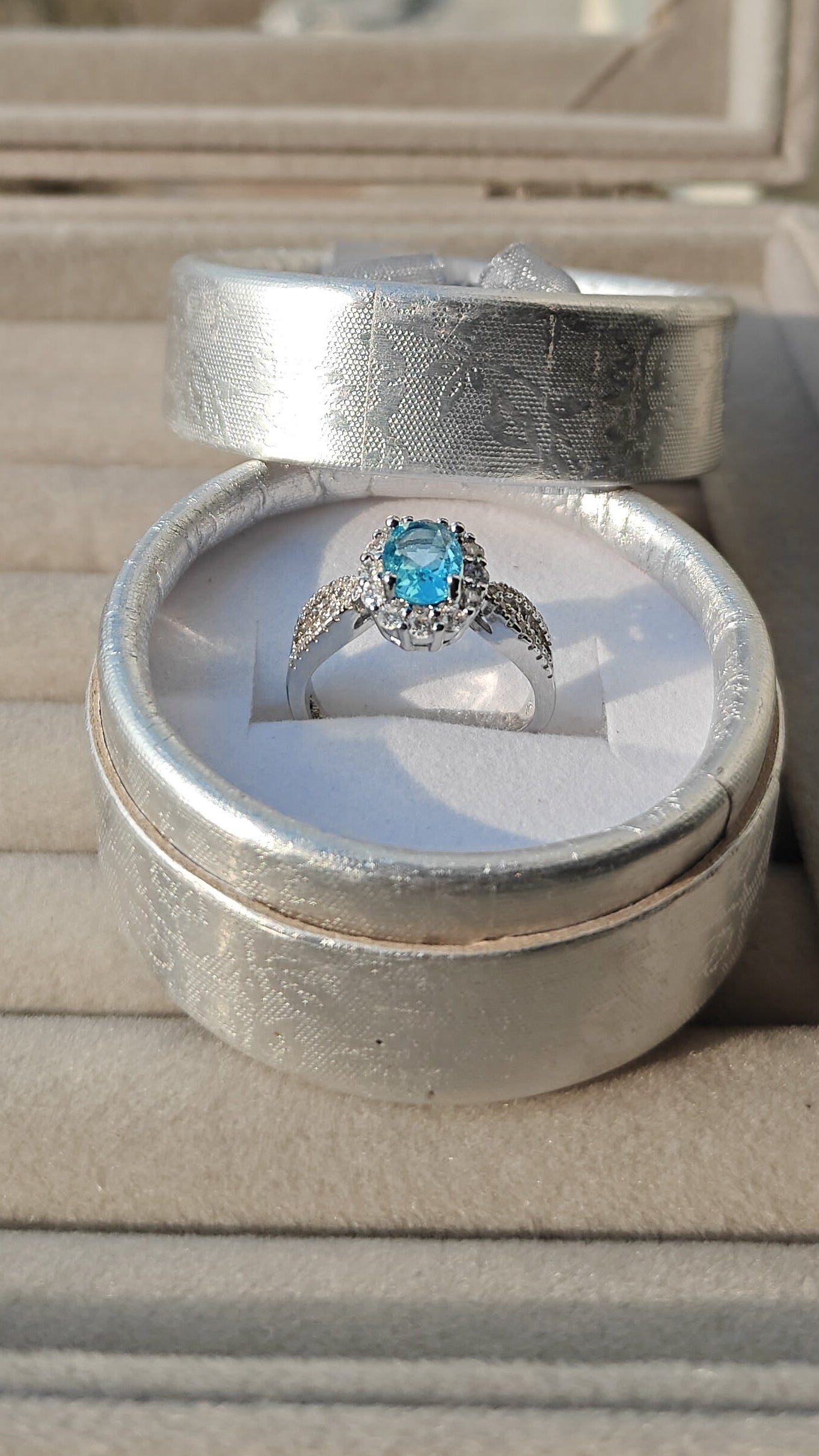 Veloure sapphire adjustable ring