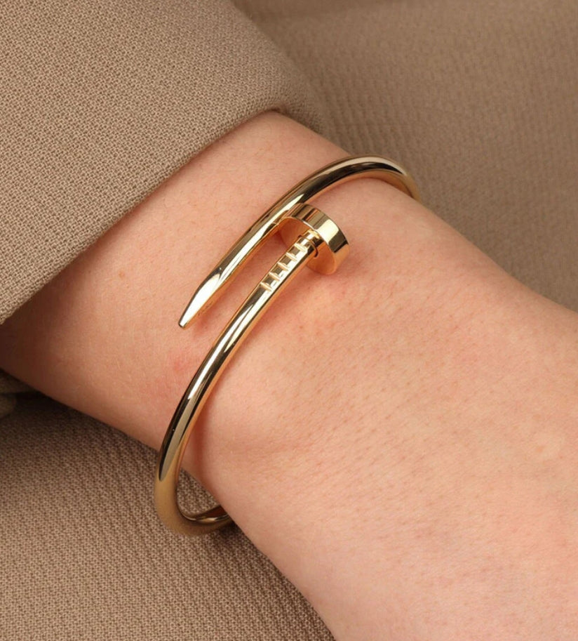 Ryana nail bracelet