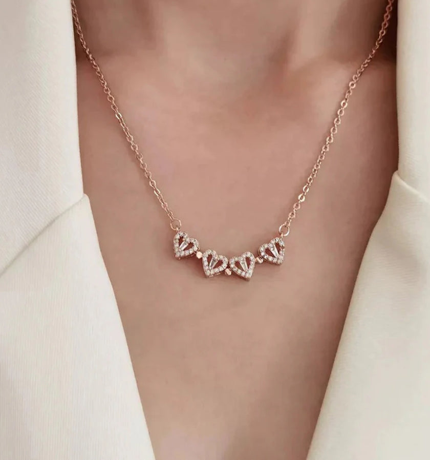 Rose gold plated clover magnetic pendant