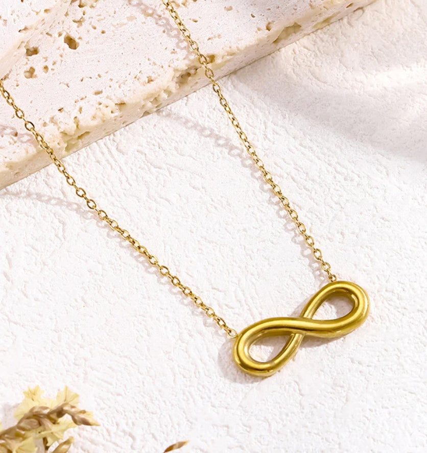 Hazell infinity pendant