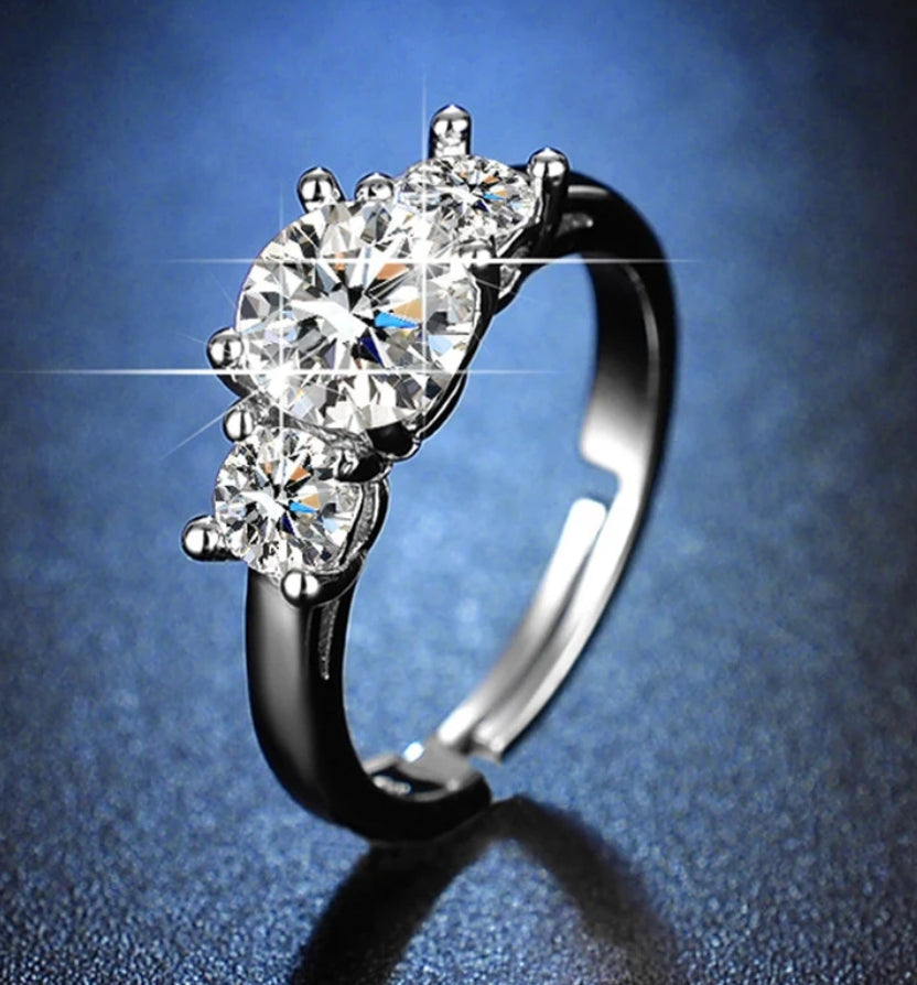 Shriya adjustable ring