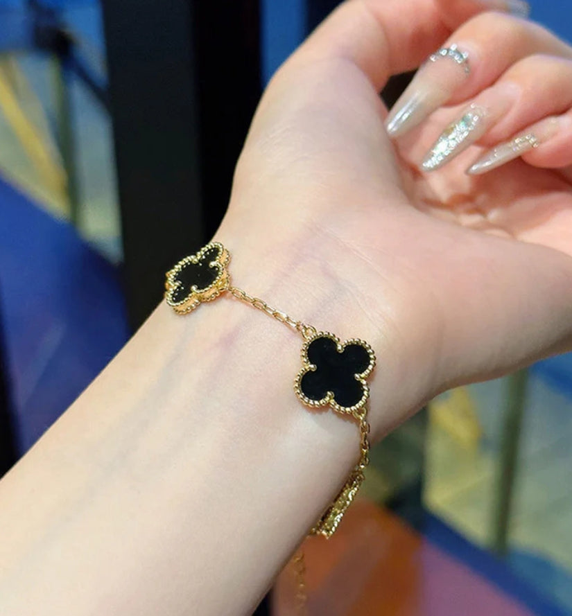Celebry black clover bracelet