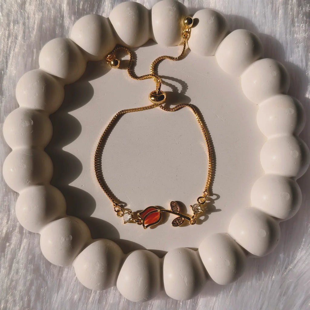 Blossom adjustable tulip bracelet